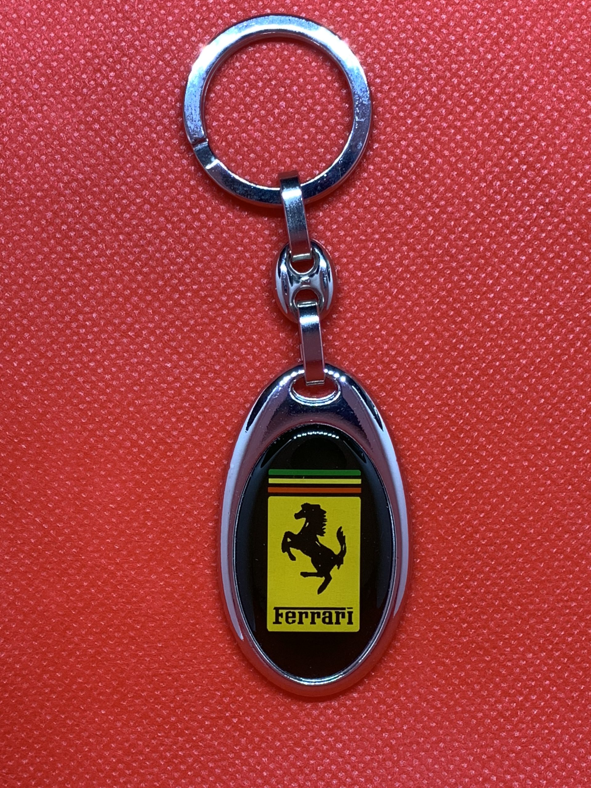 Porte-clefs Ferrari métal chromé